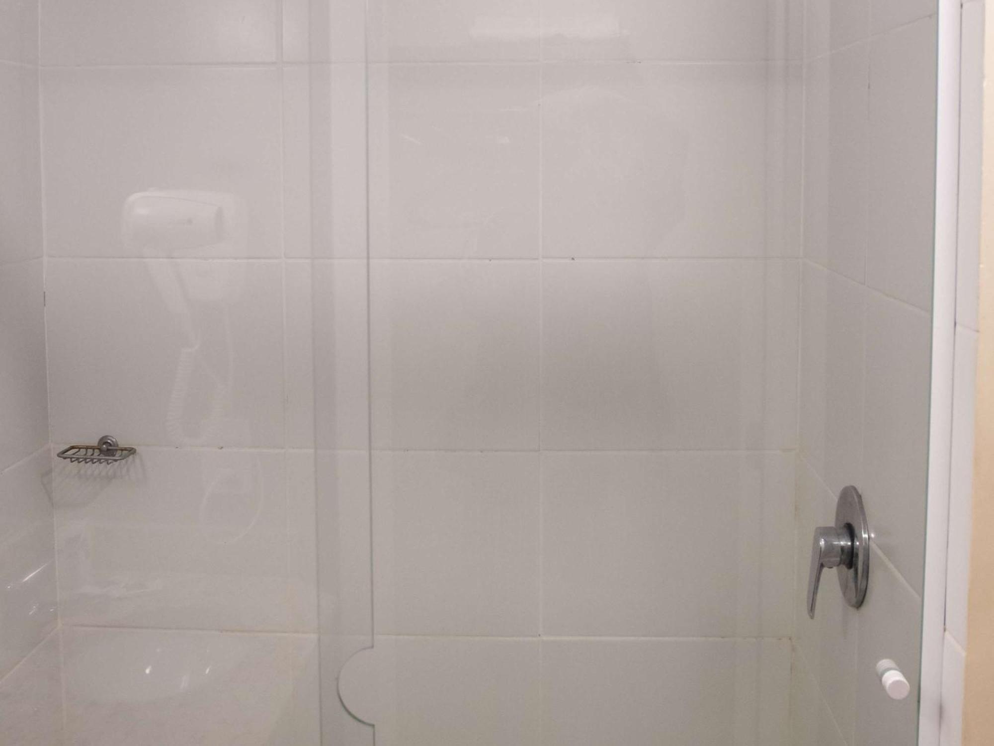 Ibis Budget Hotel 2*